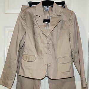 NWT George Stretch Women Tan and Red Striped 2 Piece Suit